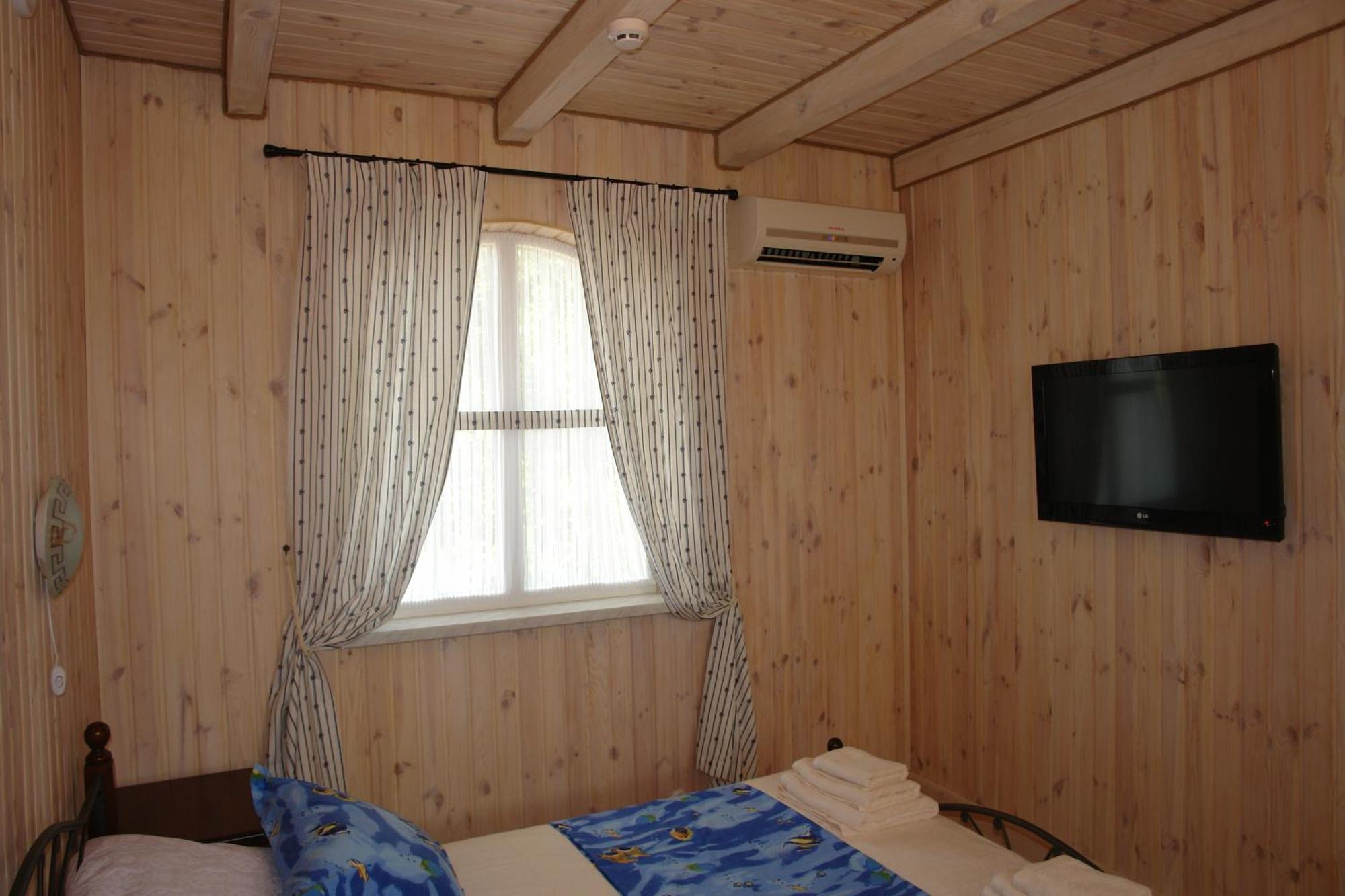 Hotel Sicilia Τσορνομόρσκ Εξωτερικό φωτογραφία