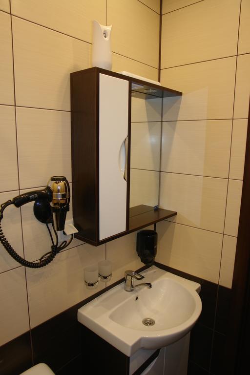 Hotel Sicilia Τσορνομόρσκ Εξωτερικό φωτογραφία